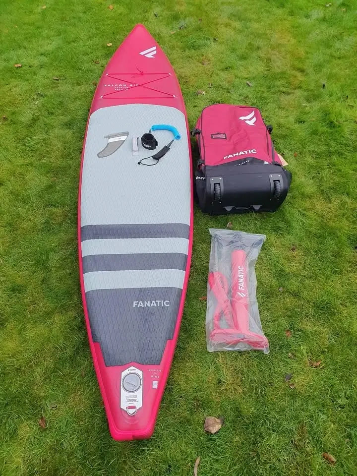 Image of a used Fanatic Falcon with accessories