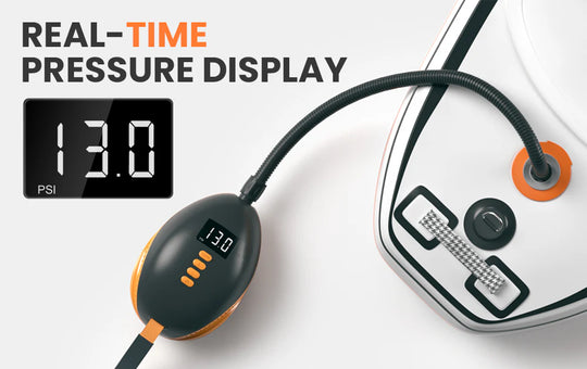 Outdoor Master Dolphin Digital pressure display with real-time pressure on a white background